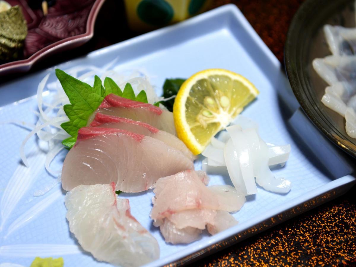 נאגטו Izumiya Ryokan' Tawarayama Onsen מראה חיצוני תמונה